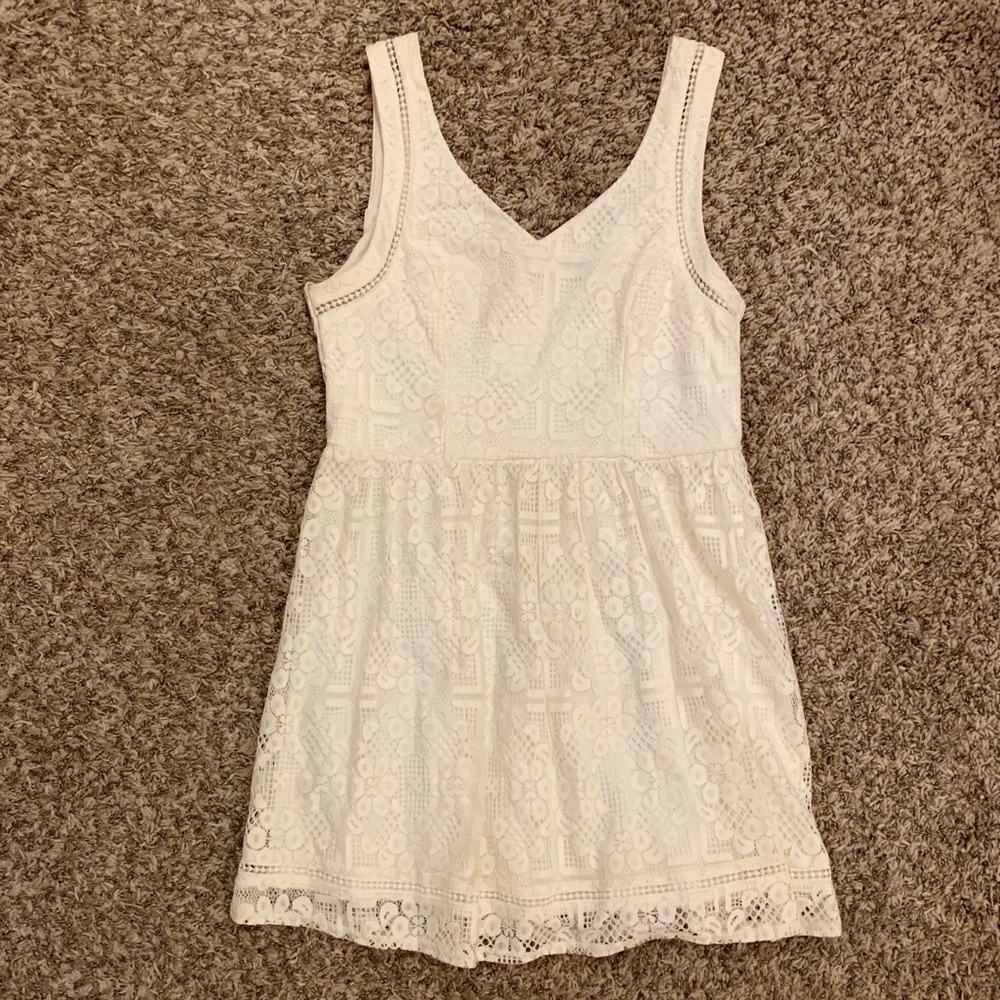 City Triangles White Cocktail Dress